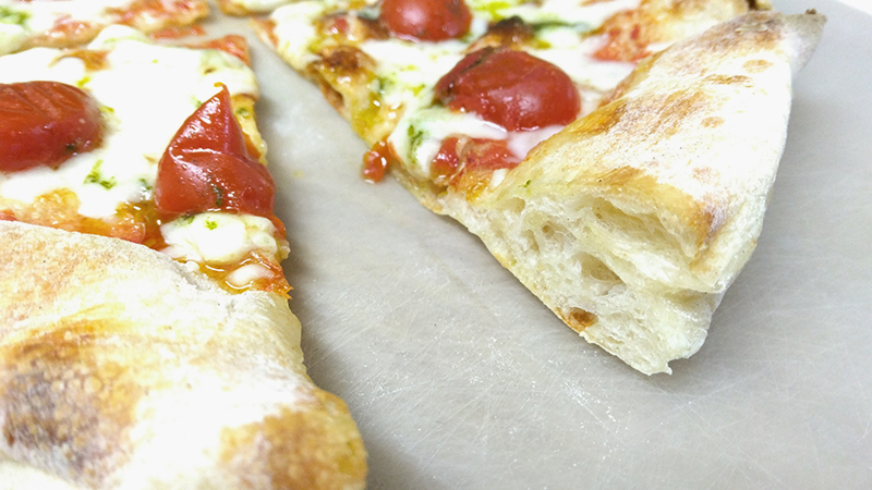 PIZZA LABOの冷凍ピザの「Tamaki」の焼き上がり2