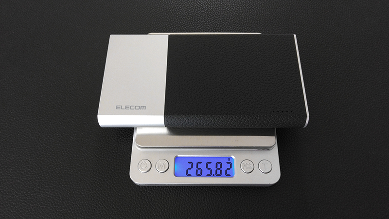 ELECOM モバイルバッテリー10000mAhの重量