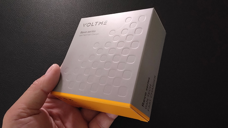 VOLTME Revo30 Duo急速充電器のパッケージ4