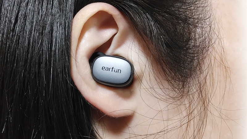 earfun free pro3の装着イメージ